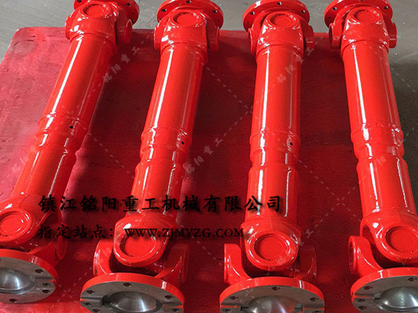 新式整體叉頭式萬(wàn)向聯(lián)軸器是冶金、軋鋼等機(jī)械設(shè)備的優(yōu)選傳動(dòng)件-萬(wàn)向聯(lián)軸器